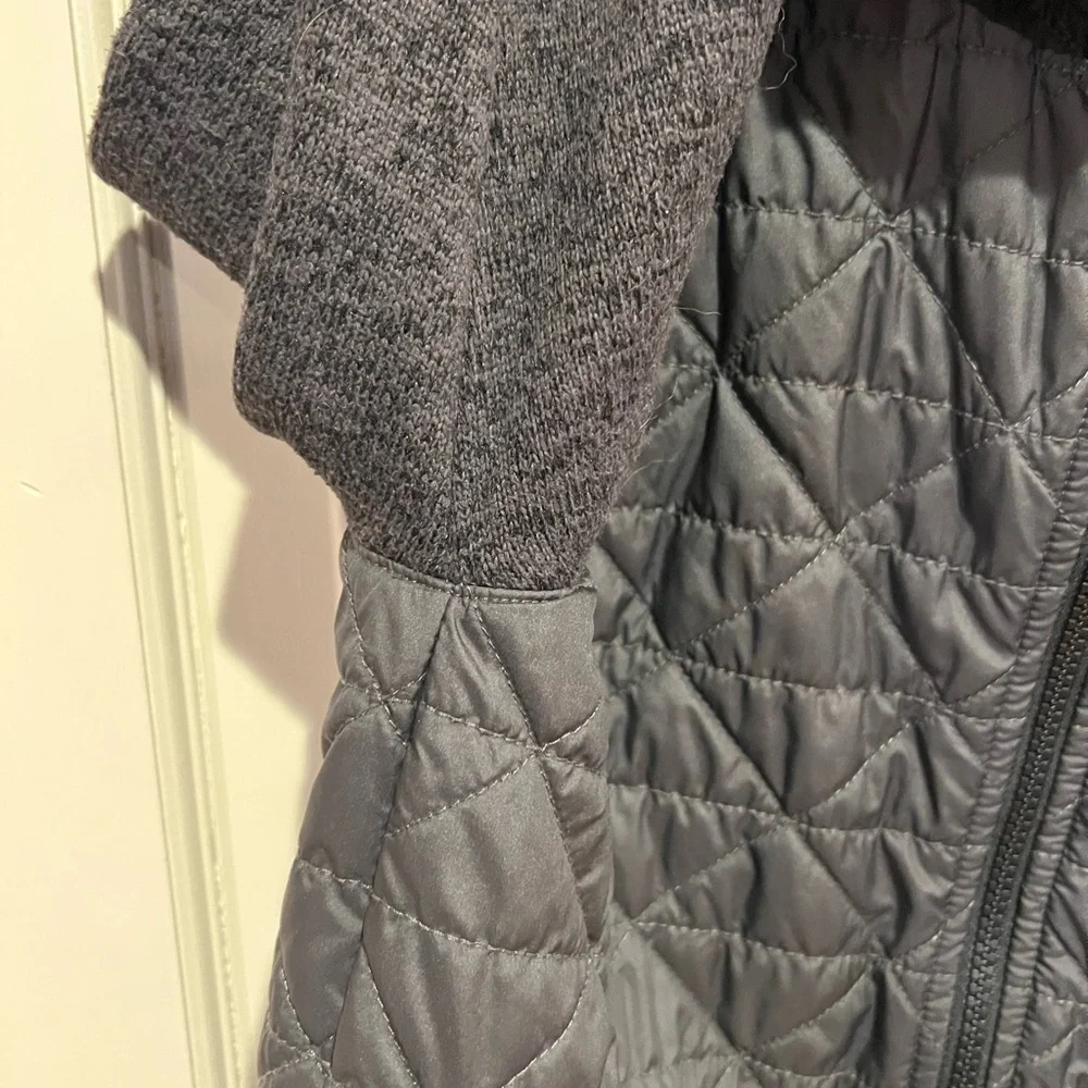 North Face Jacket - Picture 6 of 8